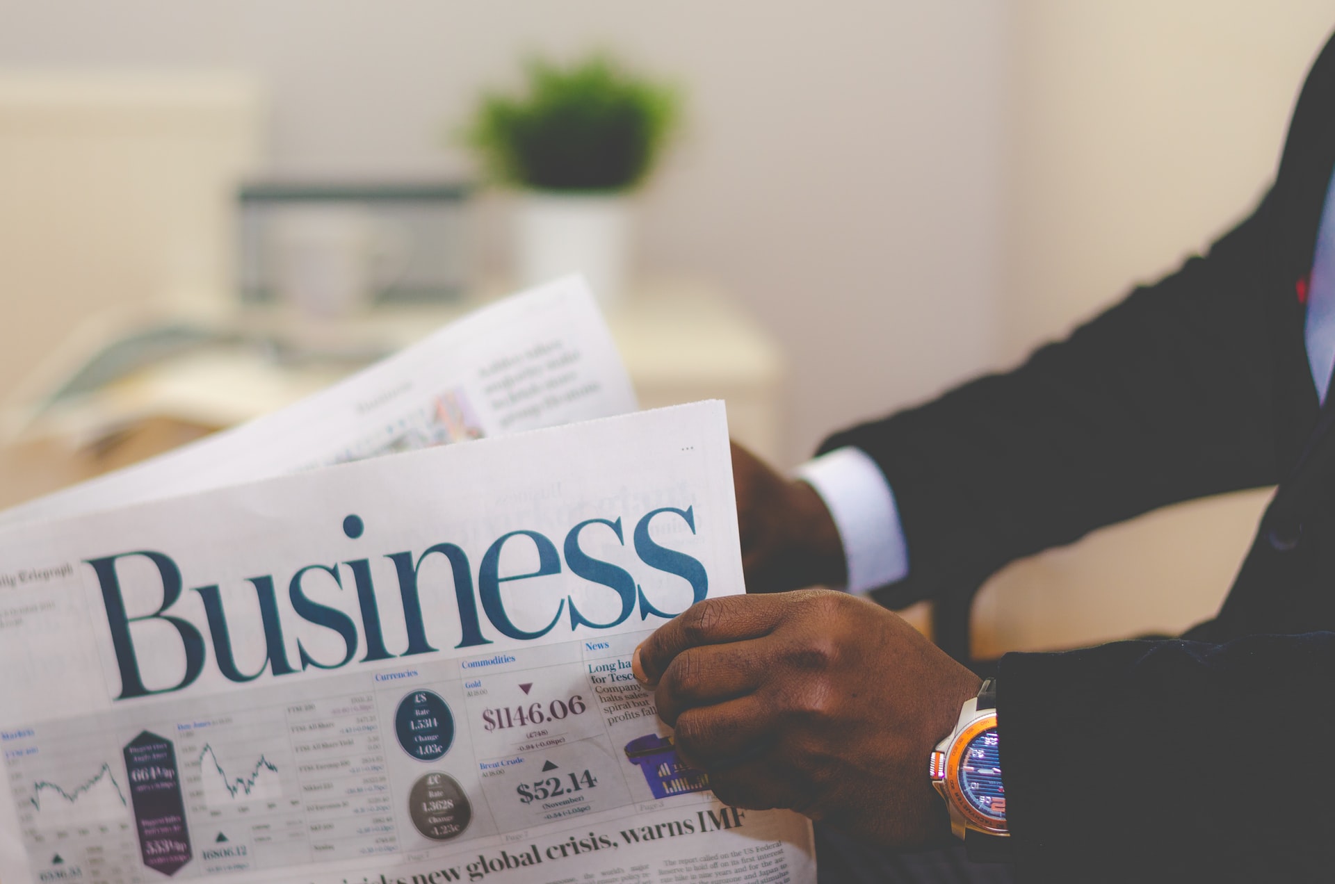 Ways Business Owners Can Benefit From Money Lenders Ways Business Owners Can Benefit From Money Lenders