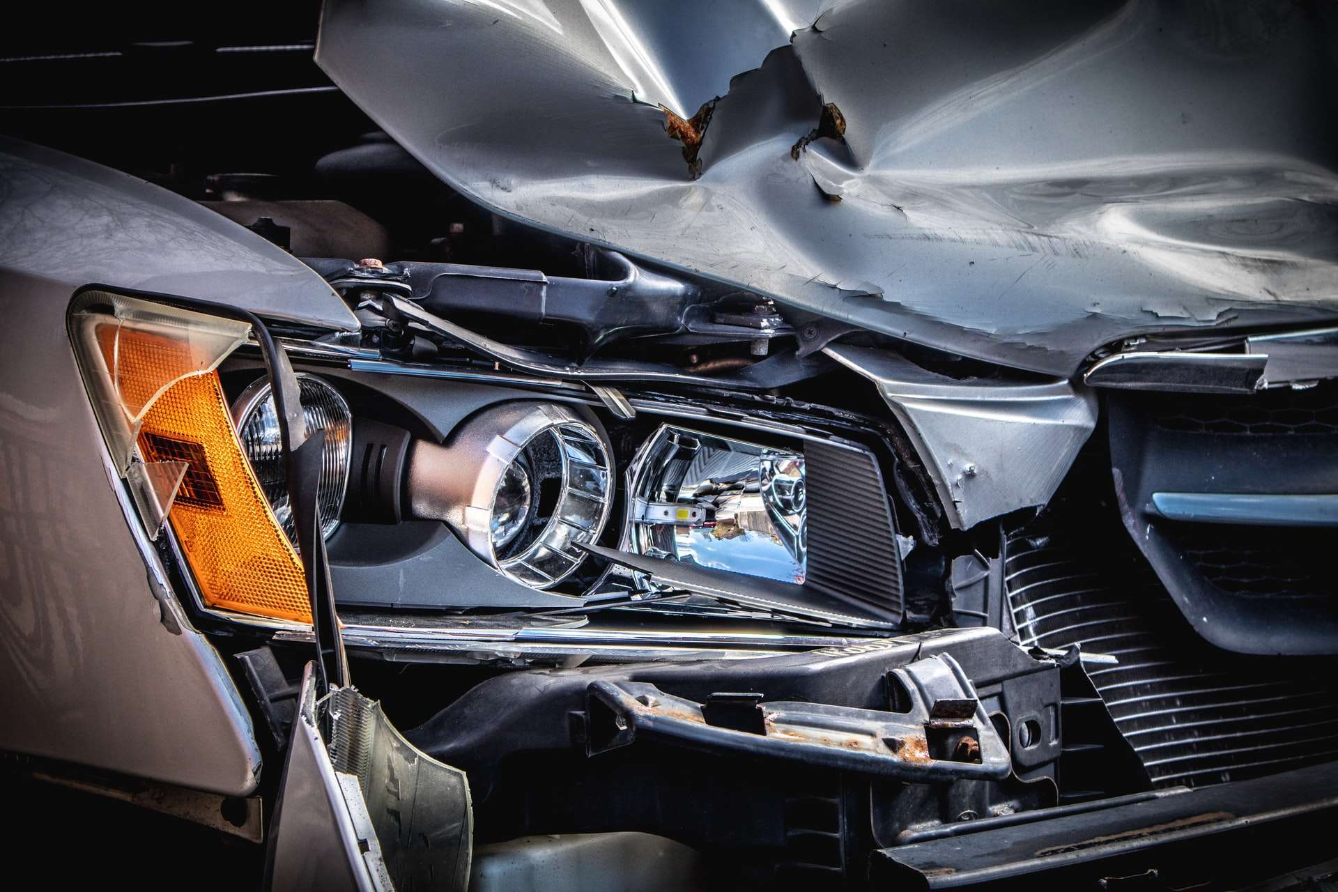 Five Things You Must Do After You Meet with A Car Accident