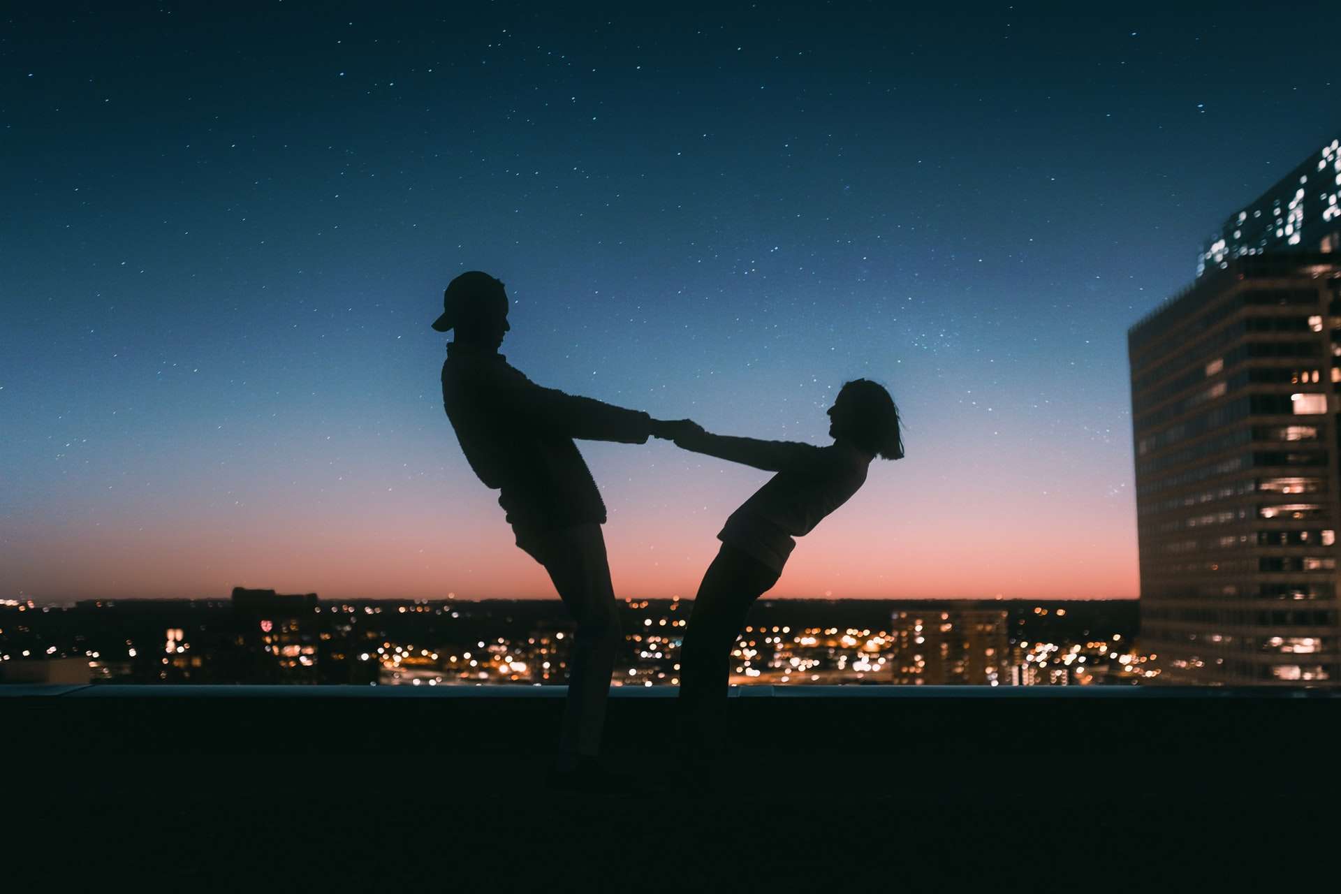 Safe Dating Tips: What to Know about Hookups