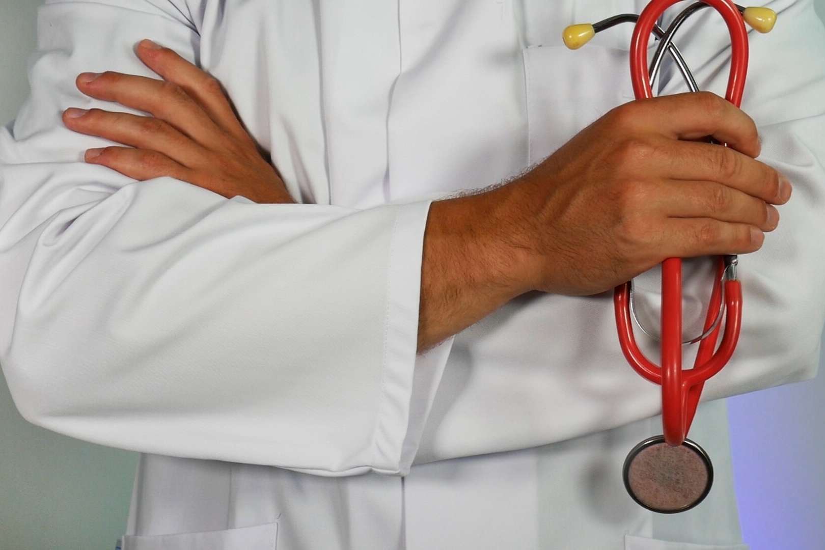 How to Advance Your Career in the Medical Field How to Advance Your Career in the Medical Field