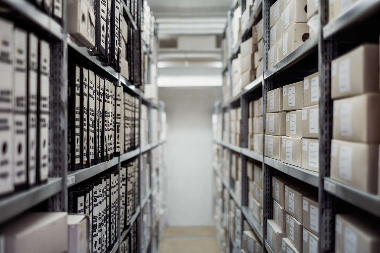 Properly Manage A Warehouse With These 4 Tips