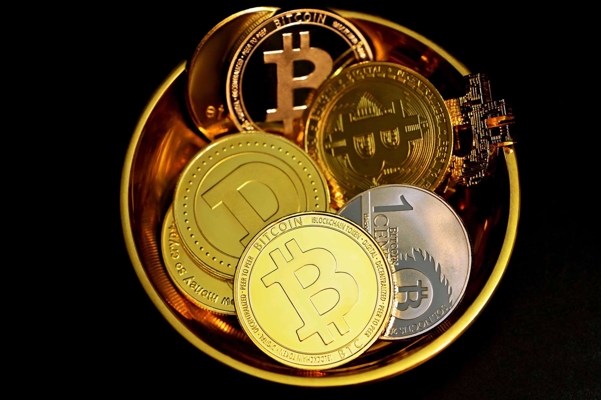 Why Government Regulations Are Not Required for Cryptocurrencies?