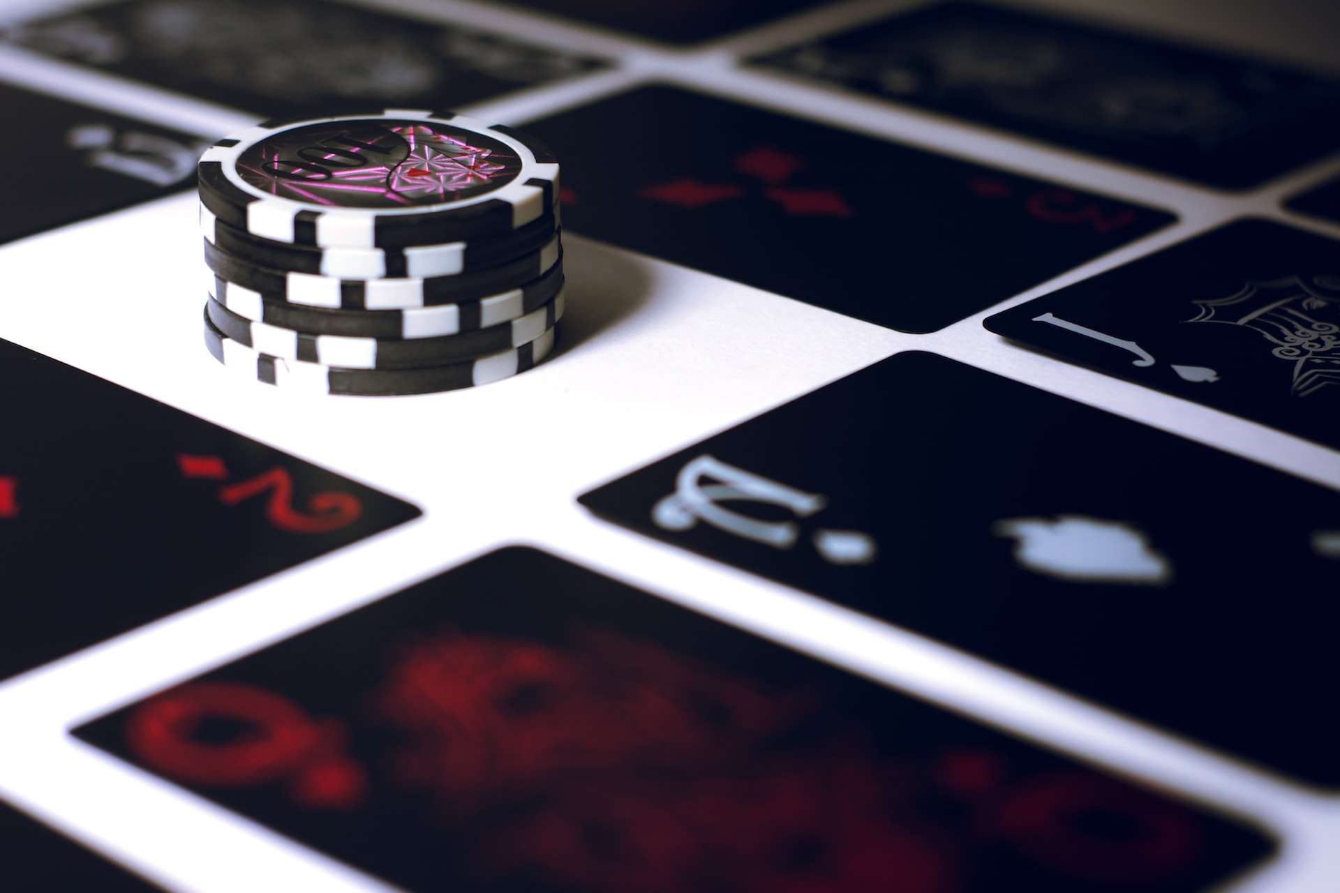 What is the Minimum Deposit in a Casino?