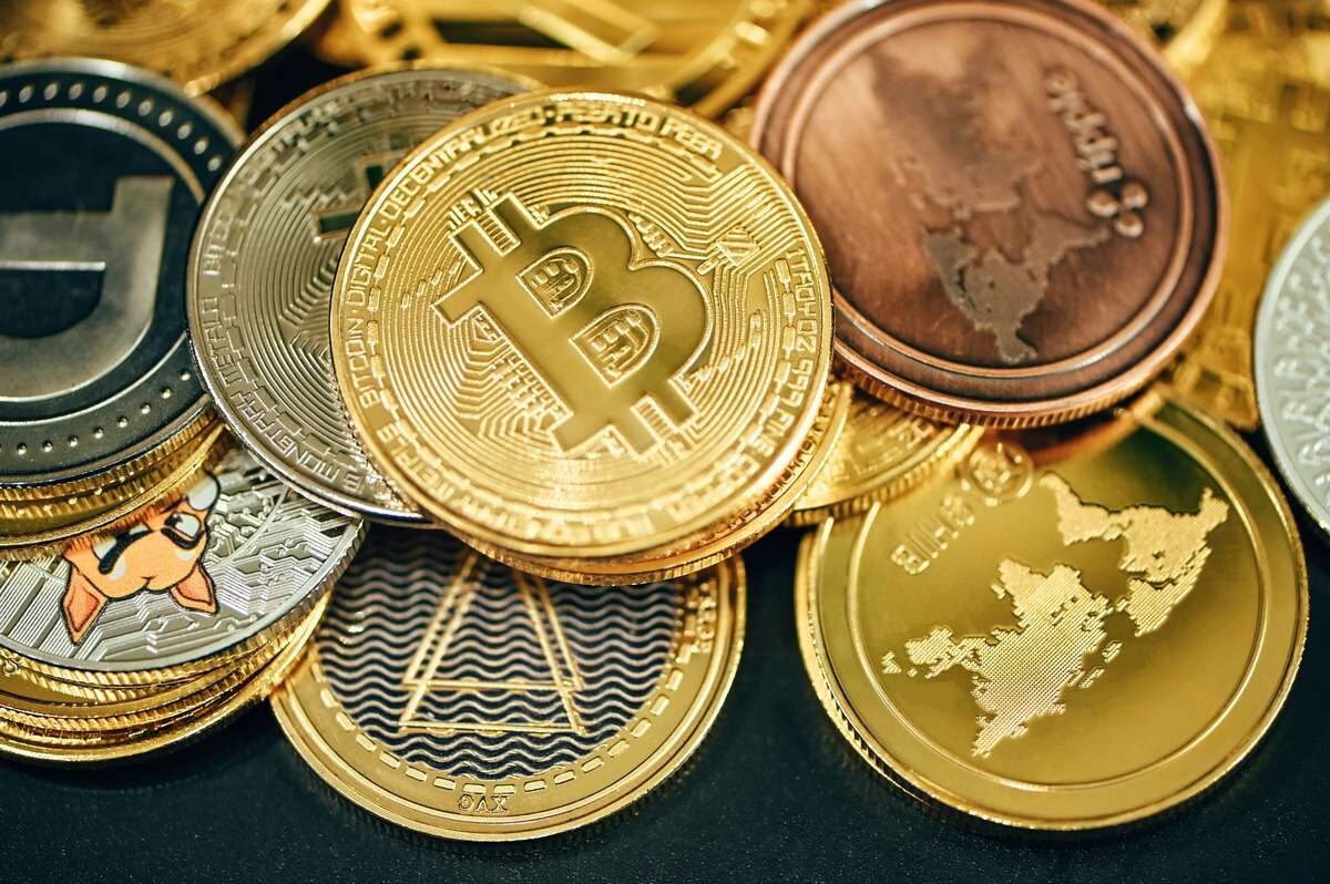 Blockchain and Cryptocurrencies in iGaming Blockchain and Cryptocurrencies in iGaming