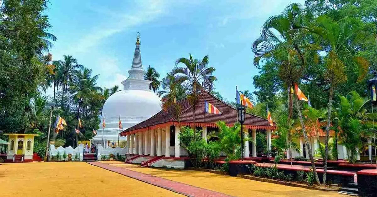 Explore Muthiyangana Temple