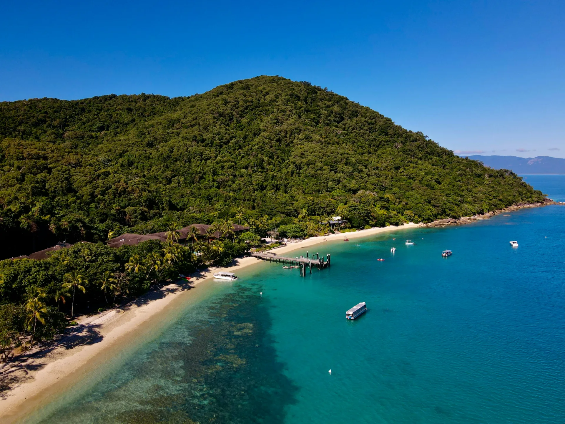 Fitzroy Island's beachfront reef, Cairns sydney to cairns tours