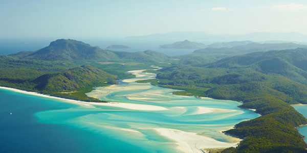 Whitehaven-Beach-Whitsundays-Islands-QLD-620x330 Whitsundays Day Tours